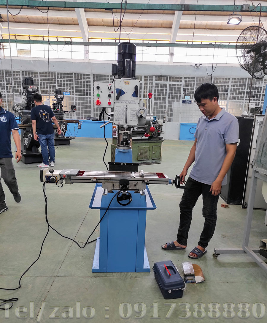 máy khoan phay tự động ZX7040B chuyên gia công cơ khí