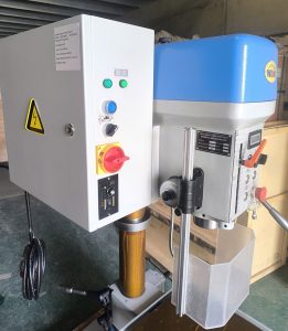 Núm điều khiển tốc độ ăn phôi ZB4132VP